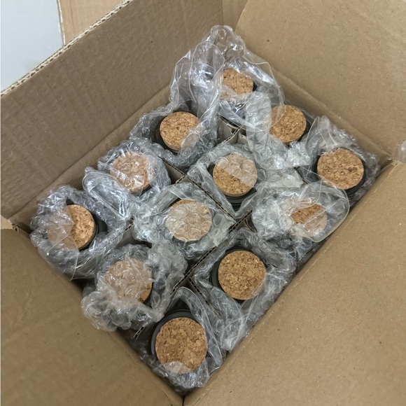 12 Glass Jars with Cork Tops Brand New - Picture 3 of 4